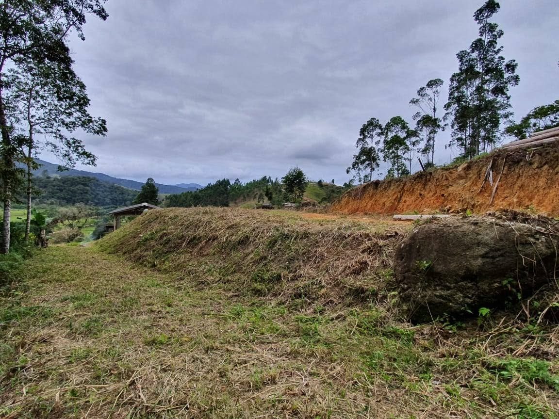 Terreno em Bigua�u - foto 2