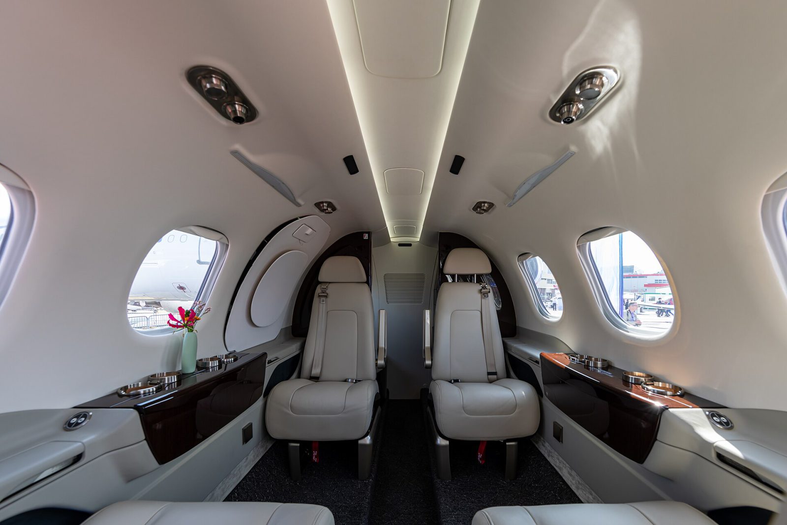 Embraer Phenom 100EV 2018 - foto 2