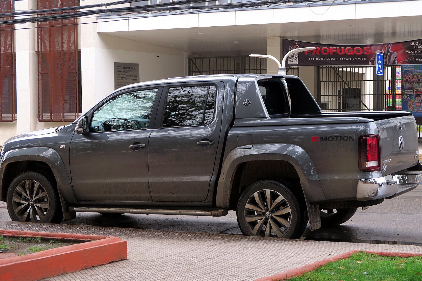 Volkswagen Amarok V6 Highline 2022 - foto 2